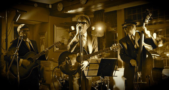 MIS at the Fox and Goose